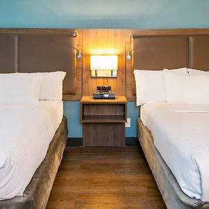 Double Room Two Double Beds Non-Smoking